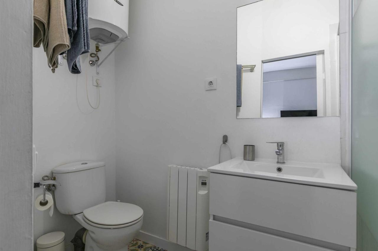 Apartamento Centrico Y Confortable Appartement Madrid Buitenkant foto